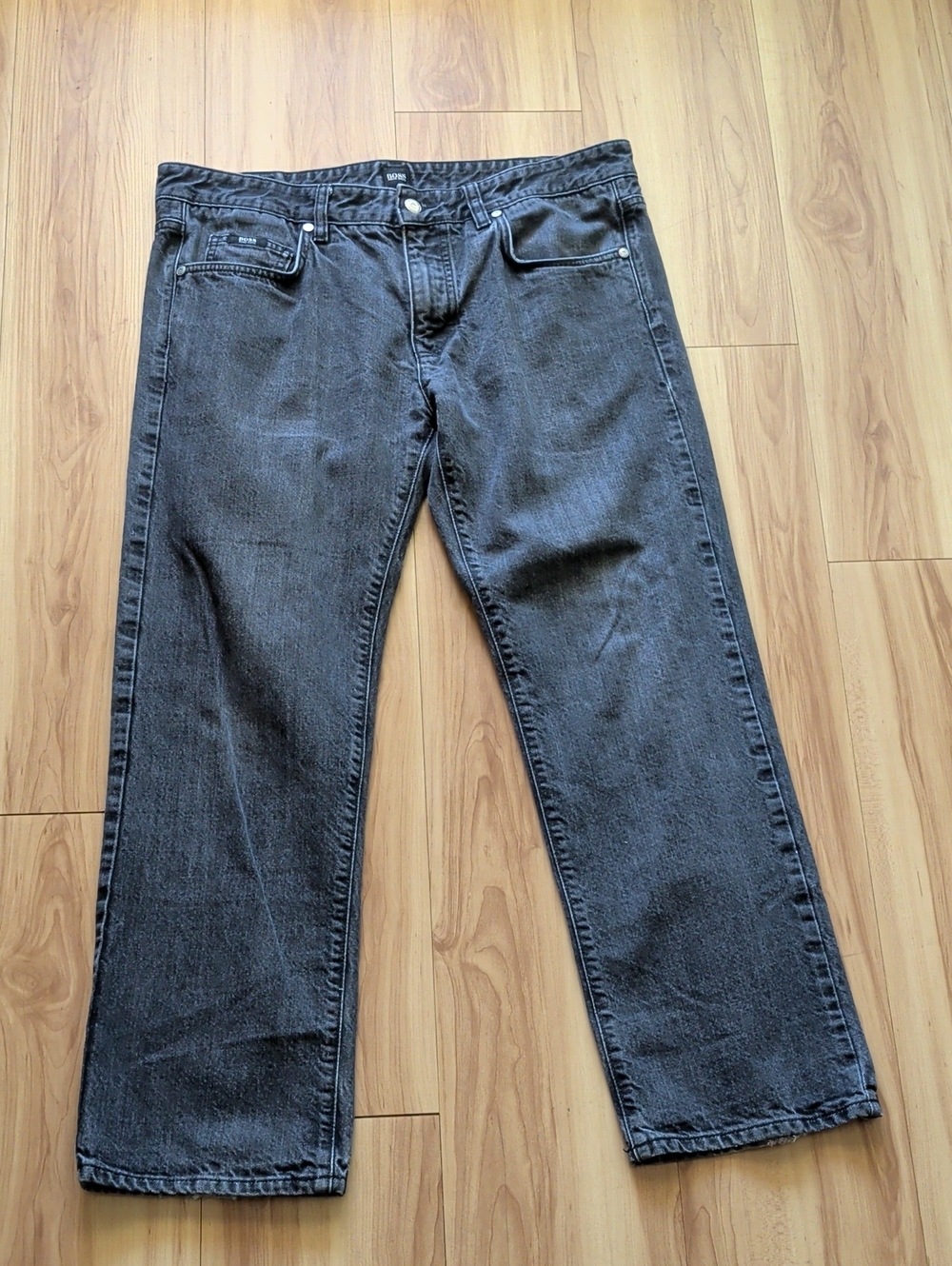 Black Men’s Straight-Leg Jeans